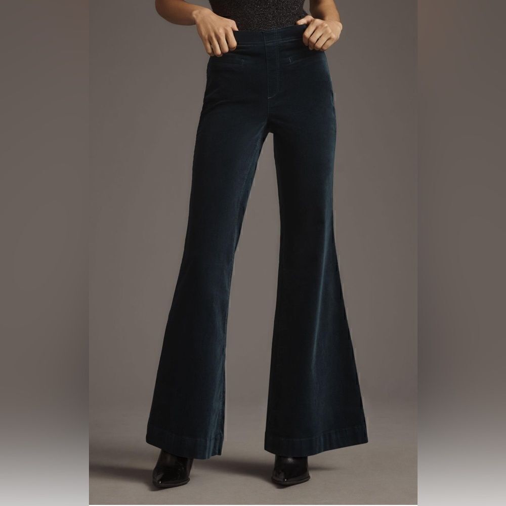 Anthropologie x Pilcro Retro Flare velvet Pants Jeans Sea green. 33 - Picture 2 of 9